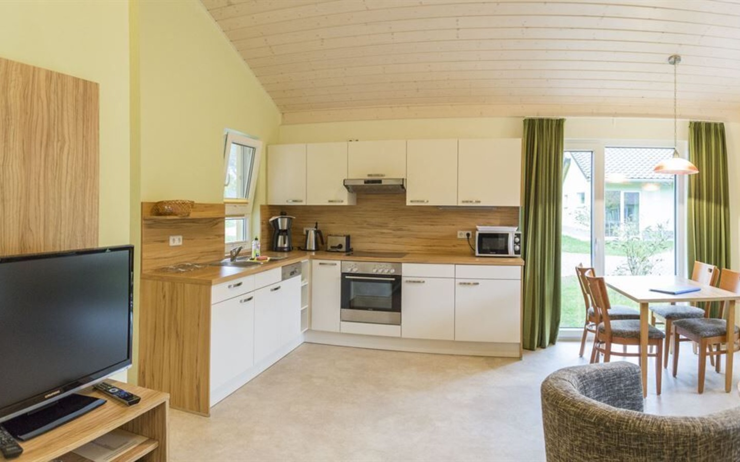 a8c8fd4a-120a-4101-b5cc-21847fe56609