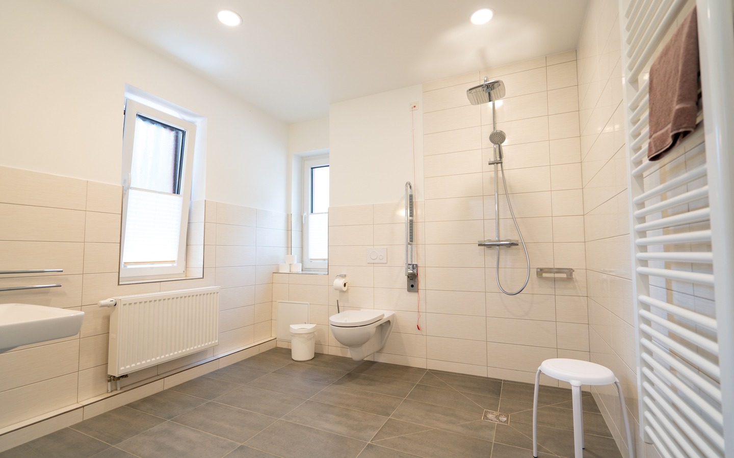 8a61373b-93dc-4bee-b5f2-56fc09c79562