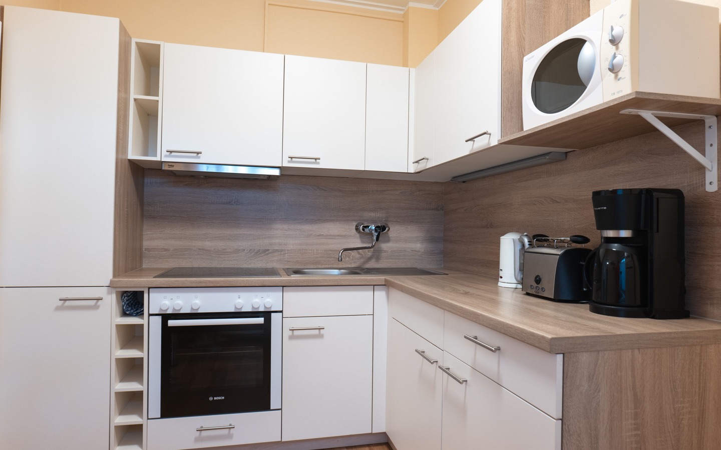 dec708a8-1901-4387-b799-b9d18e16689a