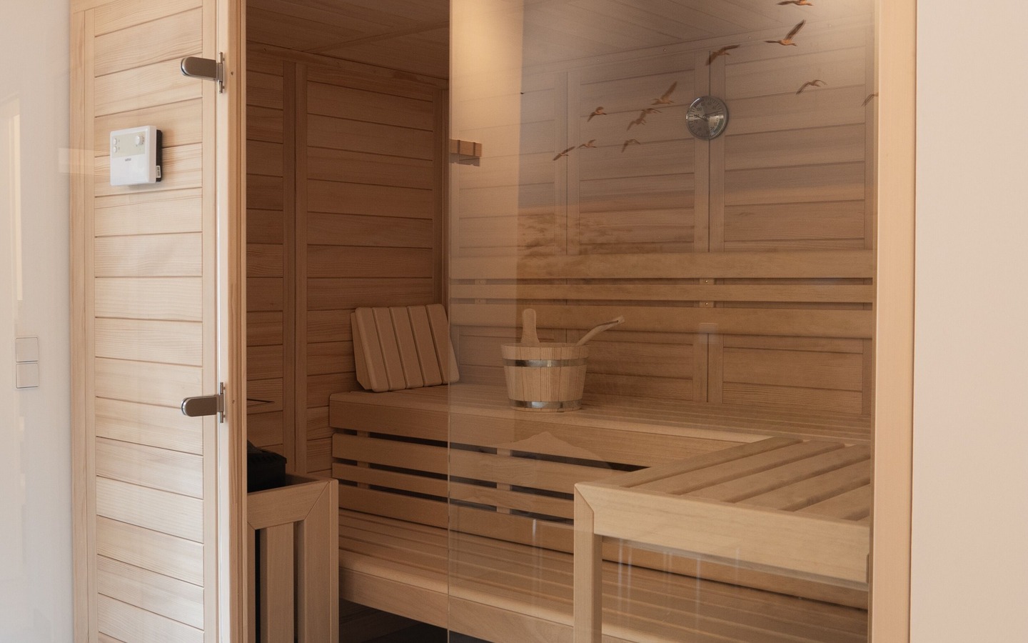 89565032-b3b0-4573-8004-866de7b788a3