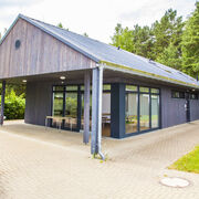 Au&szlig;enansicht Sanit&auml;rgeb&auml;ude, Foto: Harry M&uuml;ller