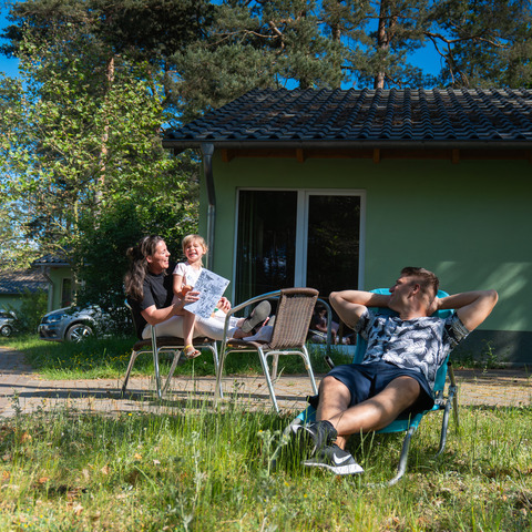 2024_Familie mit Ferienhaus_Foto Rico Schwarze (3).jpg