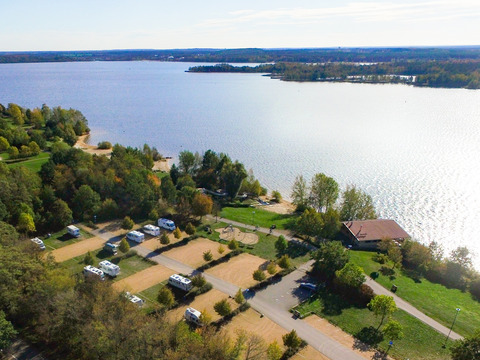 Luftaufnahme Wohnmobilstellplatz Buchwalde, Foto: LSB