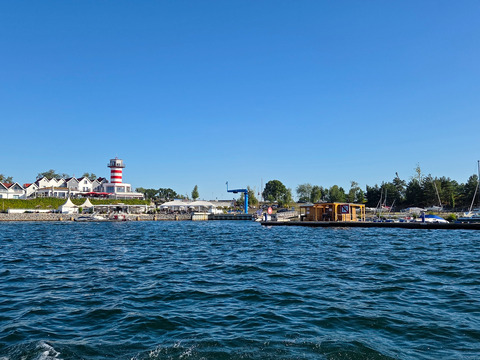 Geierswalder See von der Wasserseite aus, Foto: Ulrike Herrmann