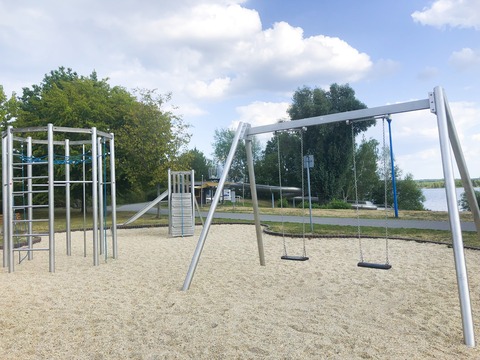 Spielplatz am Wohnmobilstellplatz Buchwalde, Foto: Julia Kussatz