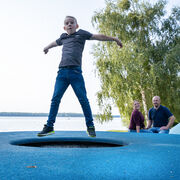 Trampolinelement Spielplatz "Spur der Steine" am Stadthafen Senftenberg, Foto: Christian Gro&szlig;e