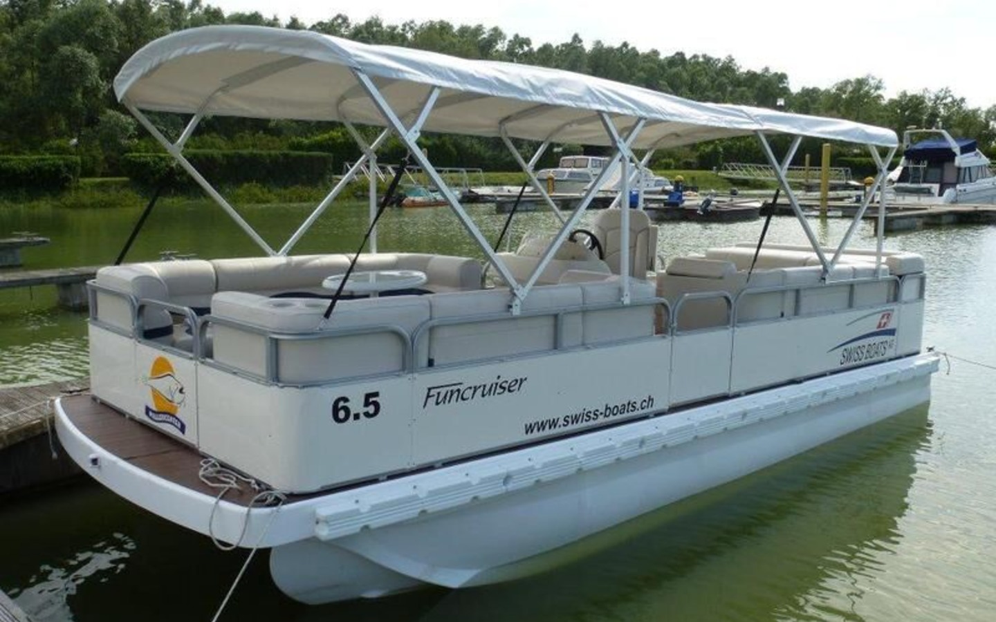 Pontonboot Funcruiser für bis zu 12 Personen