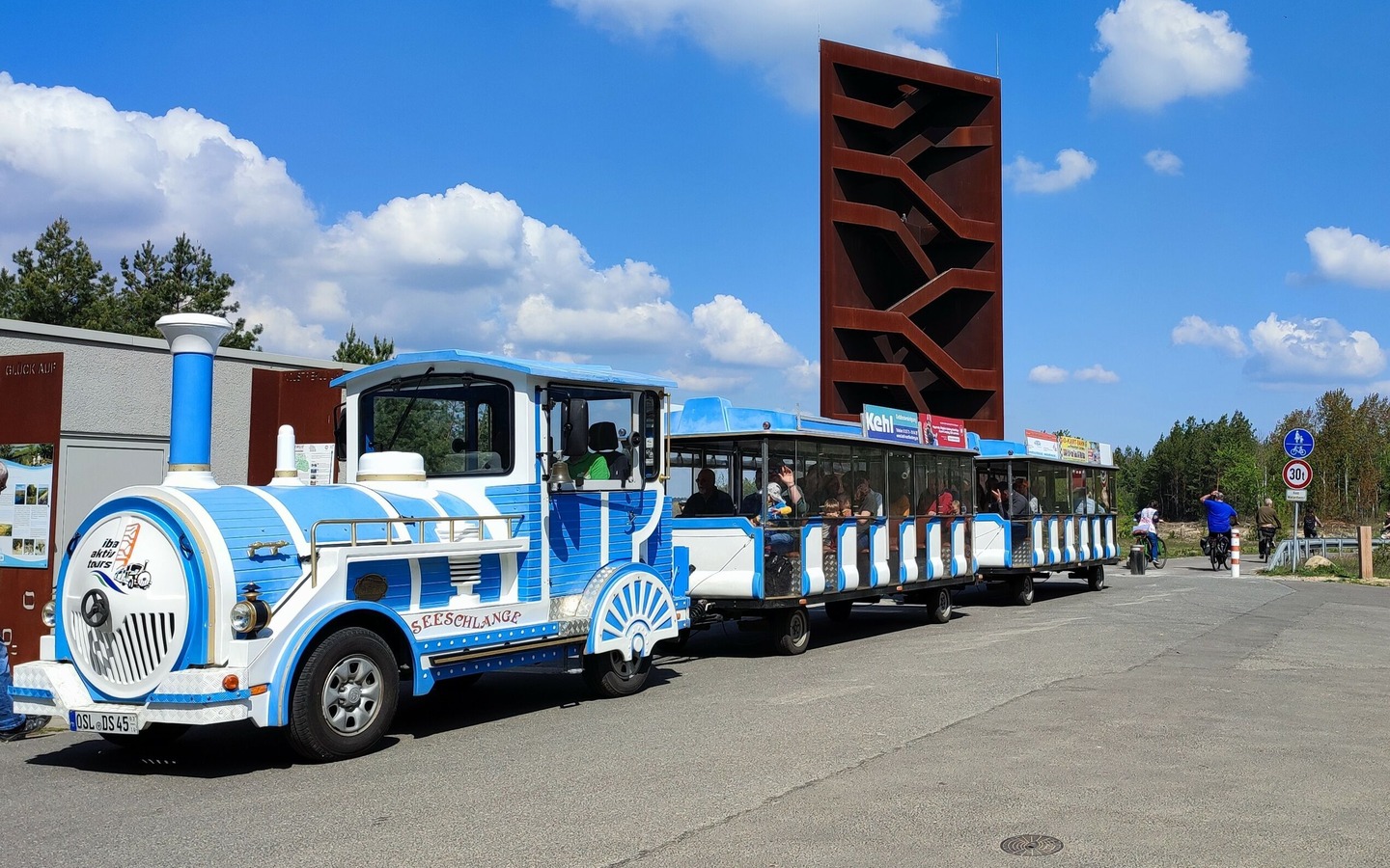 Seeschlange vorm Rostigen Nagel, Foto: iba-aktiv-tours